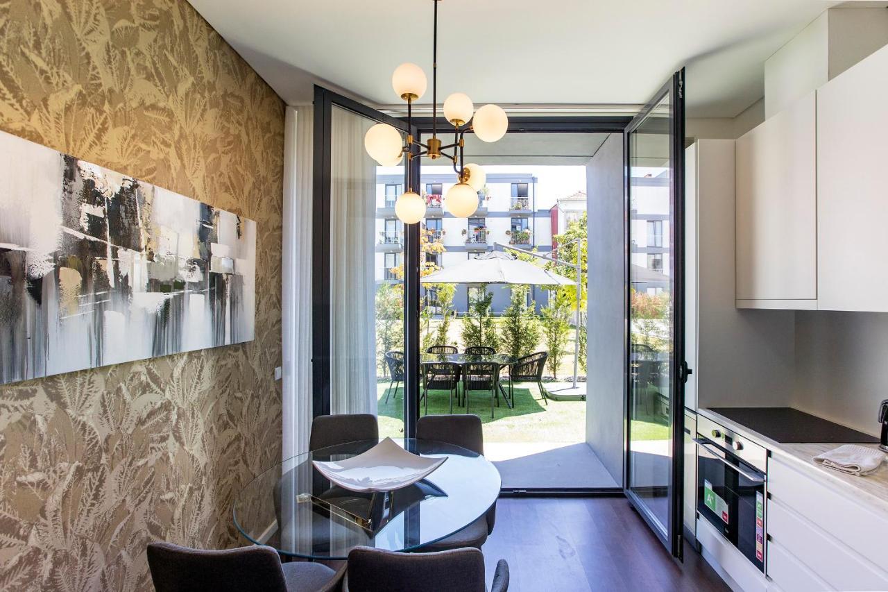 Superb 1Br Flat W/ Garden, Ac & Free Parking By Lovelystay Porto Exterior photo