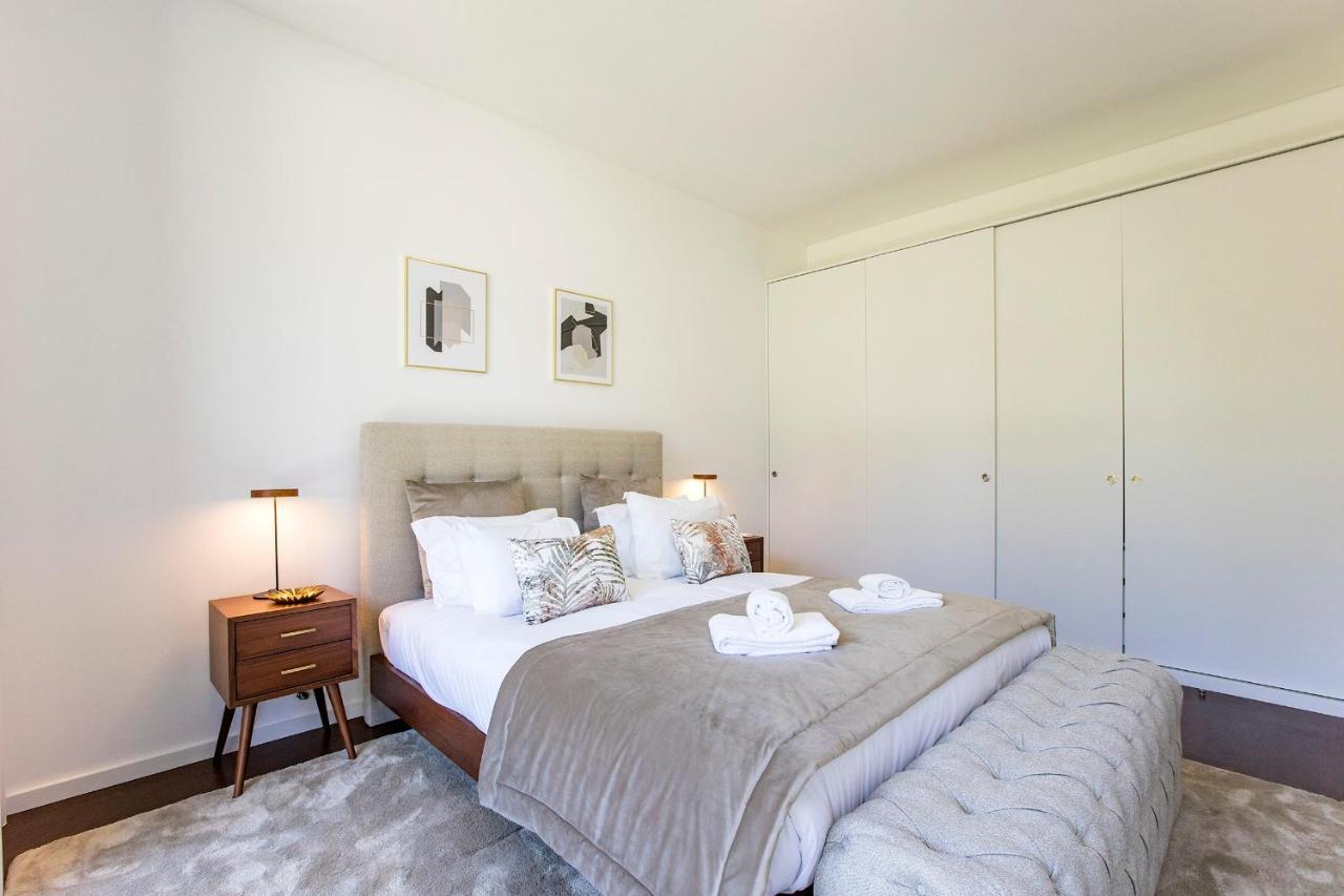 Superb 1Br Flat W/ Garden, Ac & Free Parking By Lovelystay Porto Exterior photo