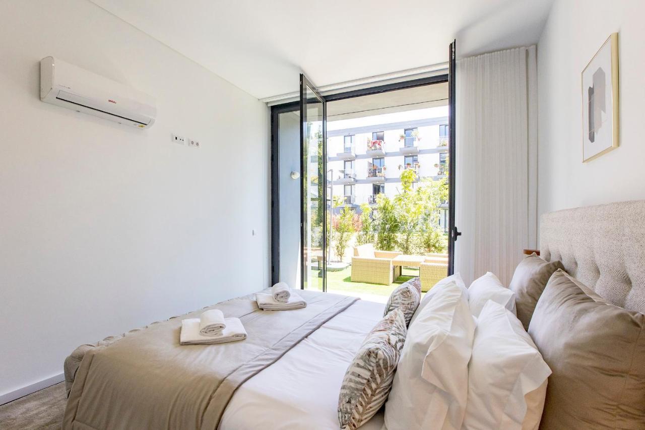 Superb 1Br Flat W/ Garden, Ac & Free Parking By Lovelystay Porto Exterior photo