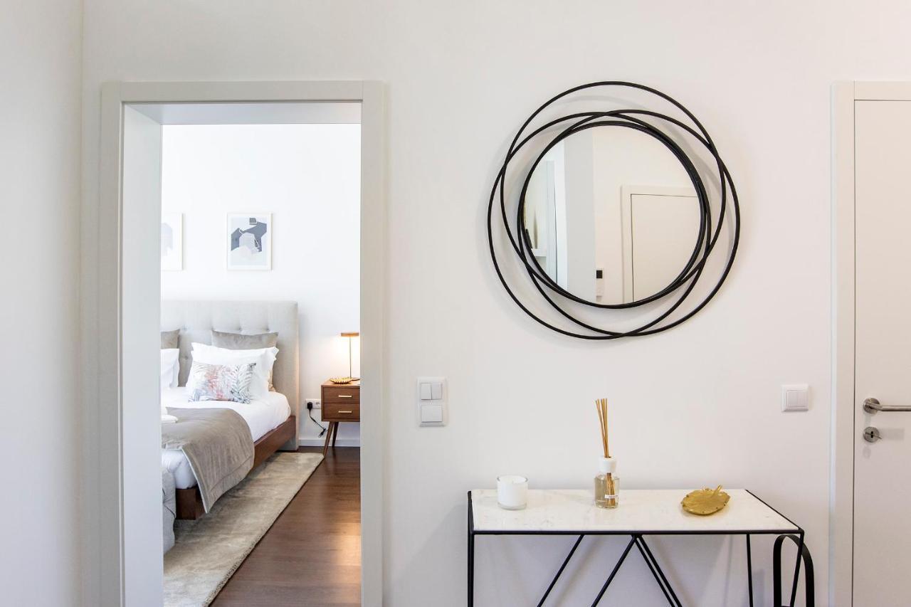 Superb 1Br Flat W/ Garden, Ac & Free Parking By Lovelystay Porto Exterior photo